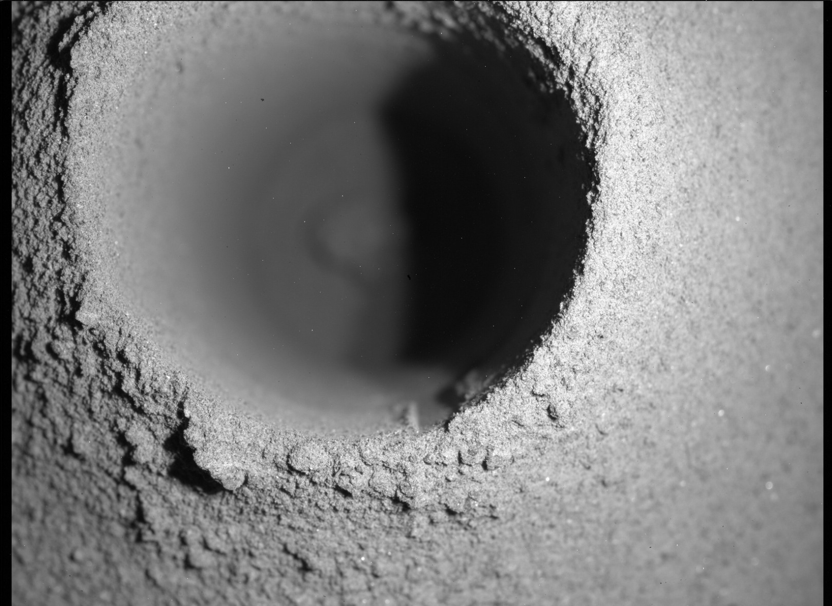 zdjęcie wykonane 7 sierpnia, 165 dzień łazika na Marsie